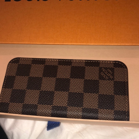 ❌SOLD❌Louis Vuitton Damier Ebene canvas folio case - Picture 8 of 8